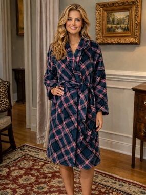 NWOT Women's Victoria's Secret Green Pink Plaid Plush Velour Robe Size M/L